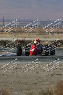 media/Nov-17-2024-CalClub SCCA (Sun) [[5252d9c58e]]/Group 5/Qual (Star Mazda Entrance)/